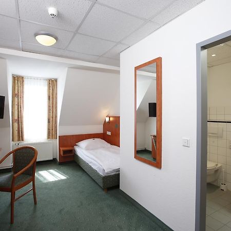 Stadthotel Duesseldorf Экстерьер фото