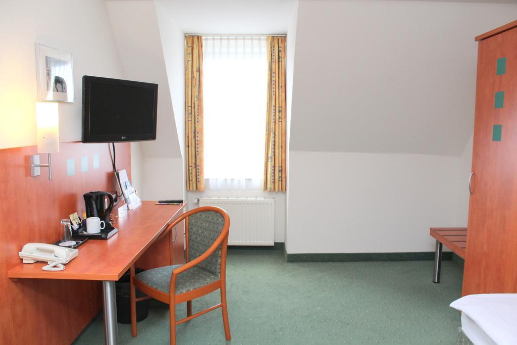 Stadthotel Duesseldorf Экстерьер фото