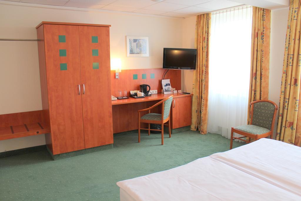 Stadthotel Duesseldorf Экстерьер фото