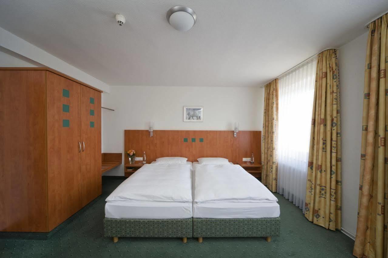 Stadthotel Duesseldorf Номер фото